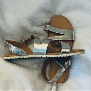 Kids silver sandals